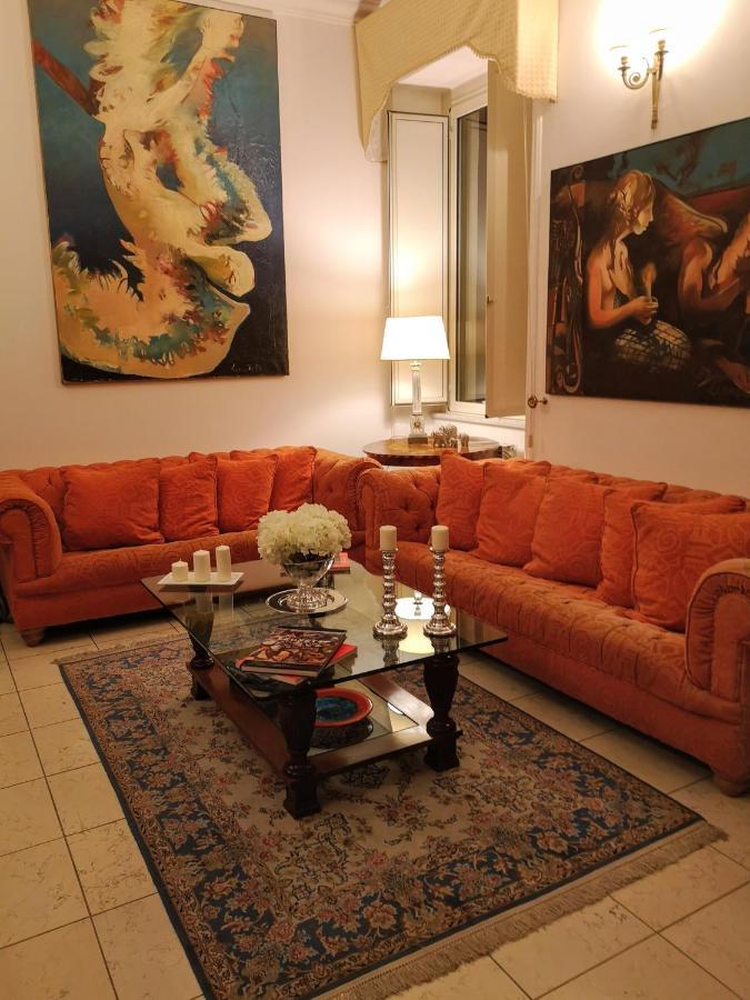 نابولي Suite Ottocento Napoletano المظهر الخارجي الصورة